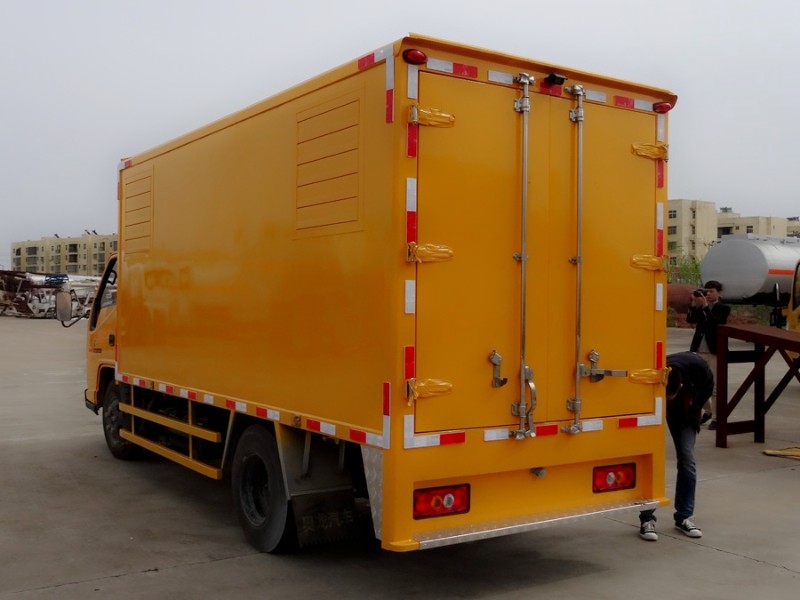 江鈴小型應(yīng)急發(fā)電車(chē)、電源車(chē)